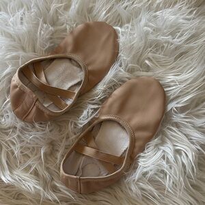 Kids Ballet Flats in Nude Tan - Soft Stretch Leather